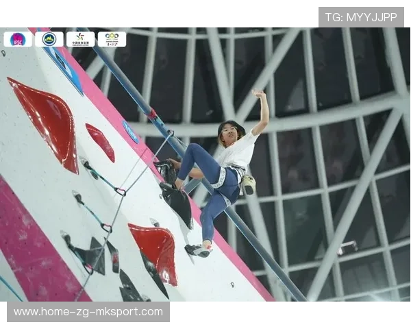 攀岩女子队夜训视频曝光，训练强度引外界惊呼