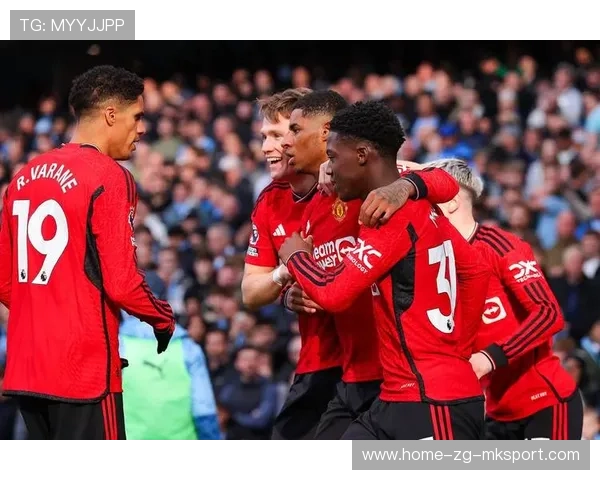 曼联中场串联助攻，拉什福德推射轻松见分晓